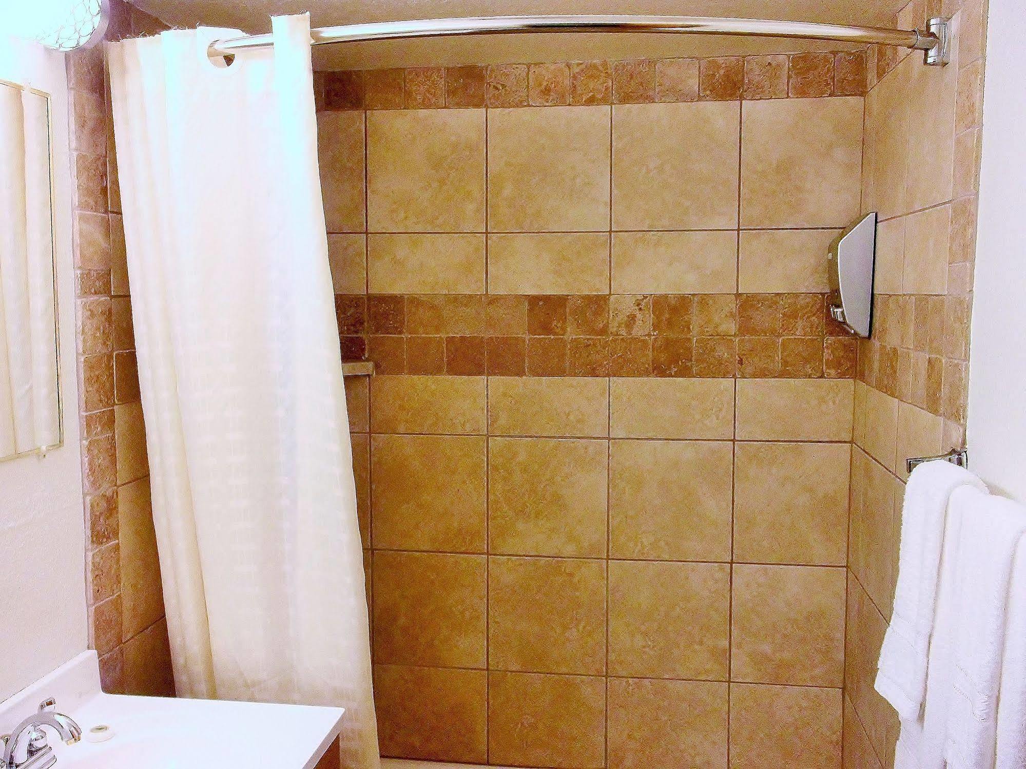 Downtown Value Motel 2*