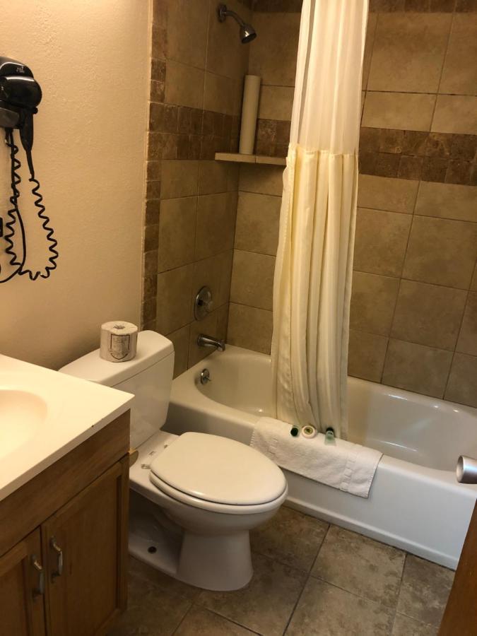 Motel Downtown Value 2*